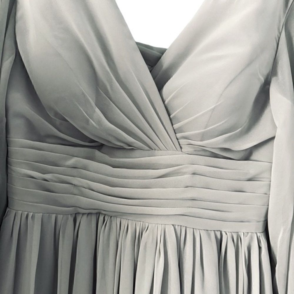 Lavetir Silver Chiffon V-Neck Long Formal A-Line Dress Lace Up Back Size Small - Picture 5 of 14